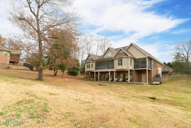 1511 Landmark Blvd Blvd, Sevierville, TN 37862