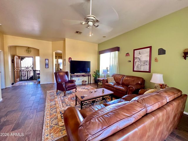 2437 N MALACHITE --, Mesa, AZ 85207