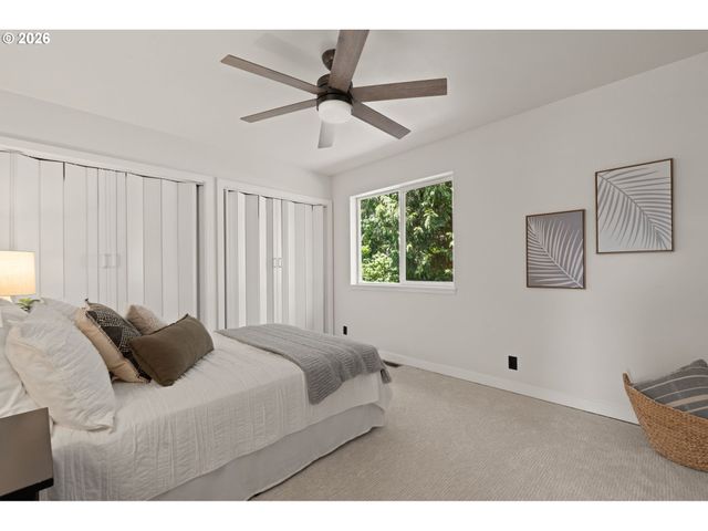 3805 Se LAKE Rd, Milwaukie, OR 97222