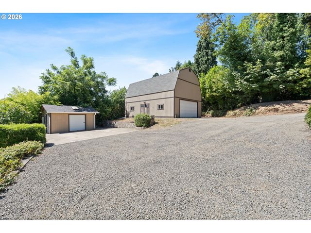 3805 Se LAKE Rd, Milwaukie, OR 97222
