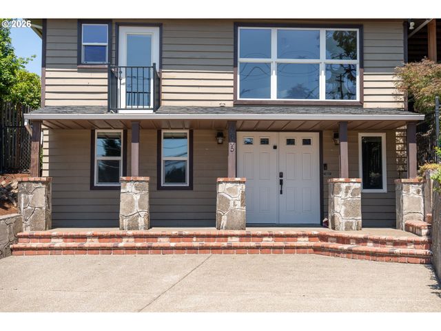 3805 Se LAKE Rd, Milwaukie, OR 97222