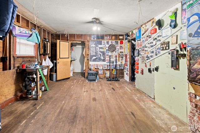 5209 N Winnifred Street, Ruston, WA 98407