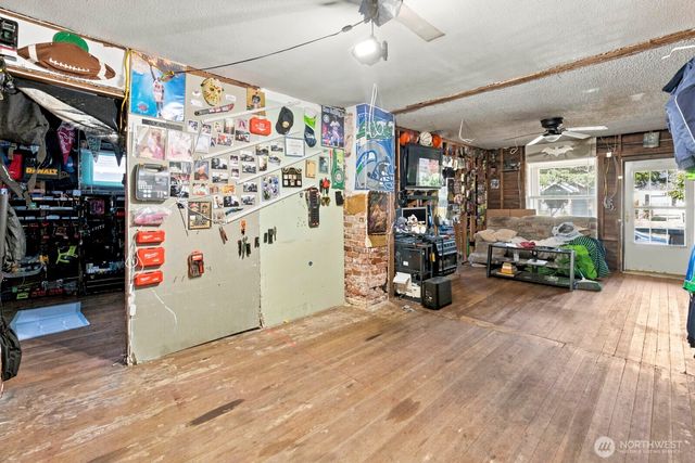 5209 N Winnifred Street, Ruston, WA 98407