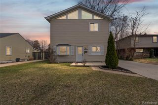 26734 Barrington Street, Madison Heights, MI 48071