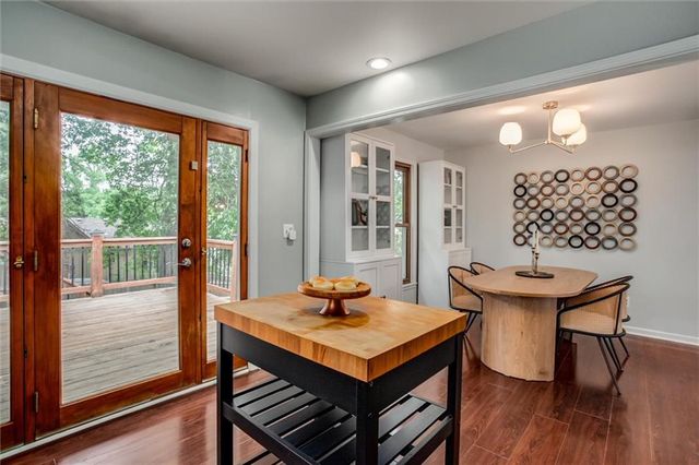 9710 W 49th Terrace, Merriam, KS 66203