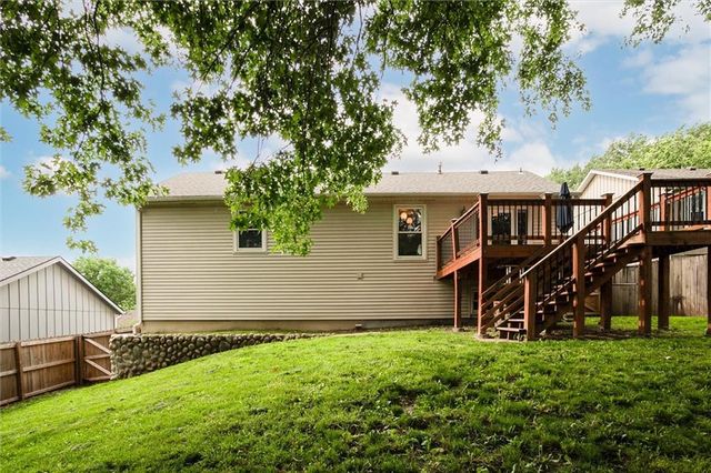 9710 W 49th Terrace, Merriam, KS 66203