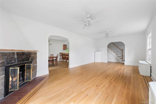 17 Old Orchard Road, New Rochelle, NY 10804