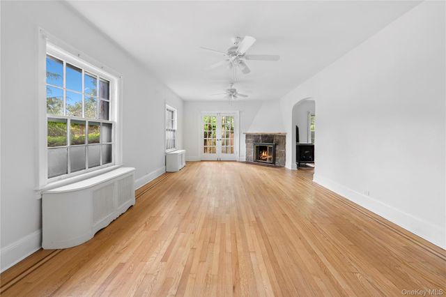 17 Old Orchard Road, New Rochelle, NY 10804