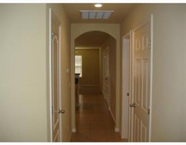 935 Kensington Drive, Centerton, AR 72719