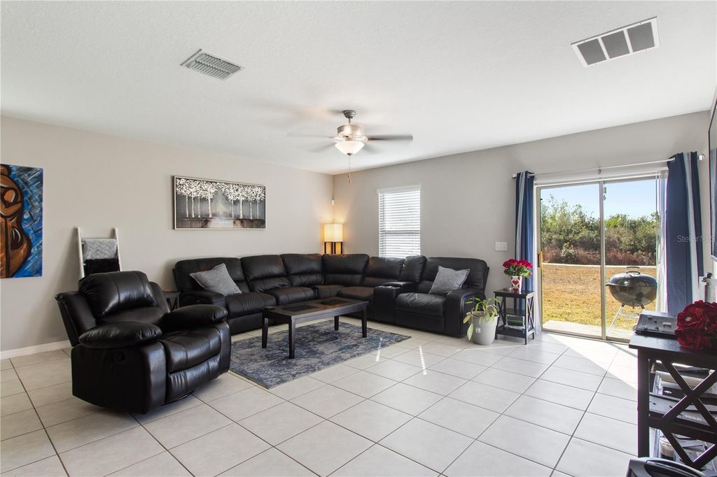 Image 11 of property listing at 15541 COLT CREEK PLACE, Sun City Center, FL 33573