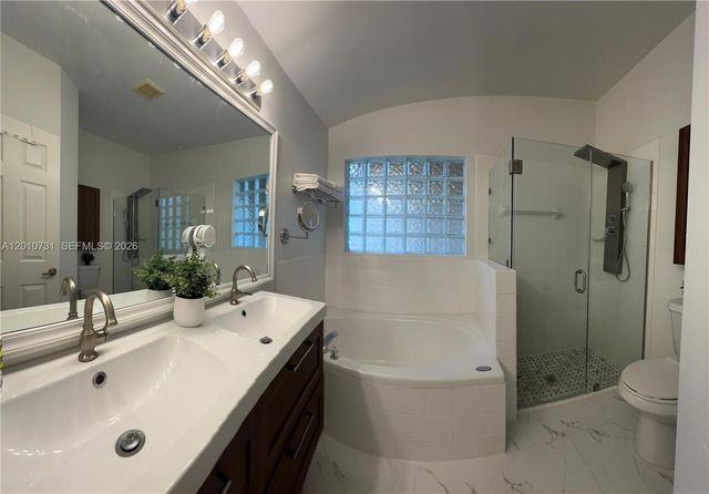 16410 Sapphire Bnd, Weston, FL 33331