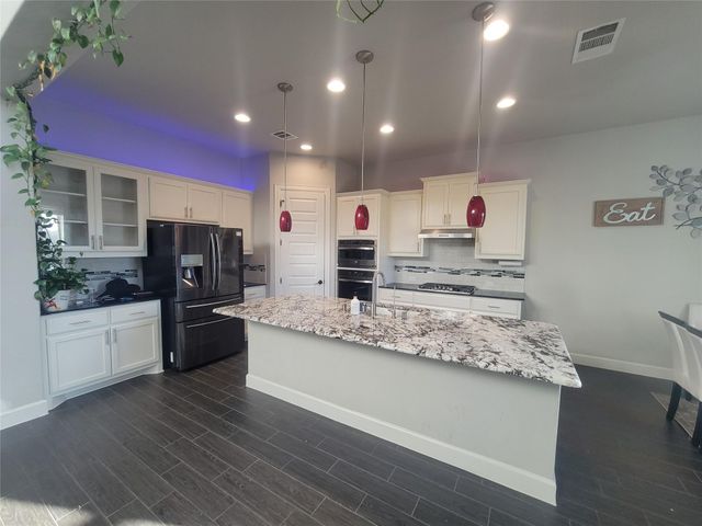 340 Cross Timbers DR, Georgetown, TX 78628