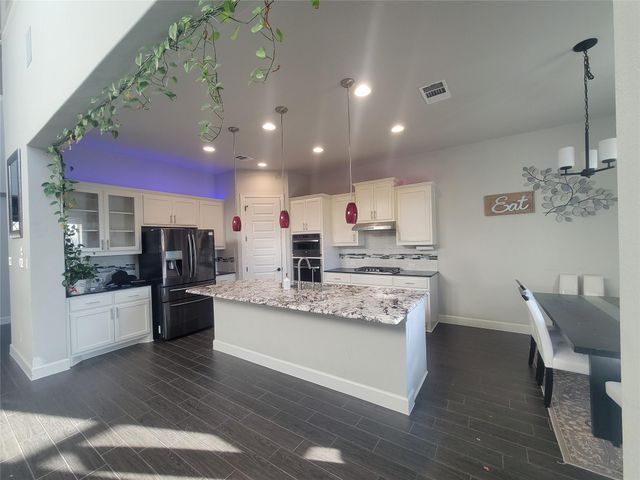 340 Cross Timbers DR, Georgetown, TX 78628