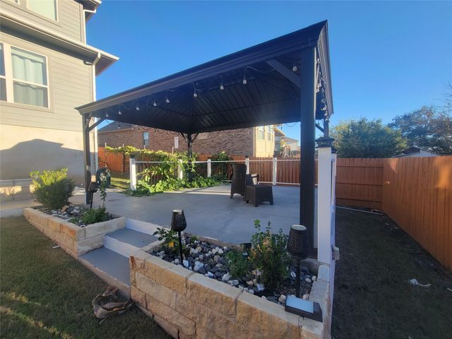 340 Cross Timbers DR, Georgetown, TX 78628