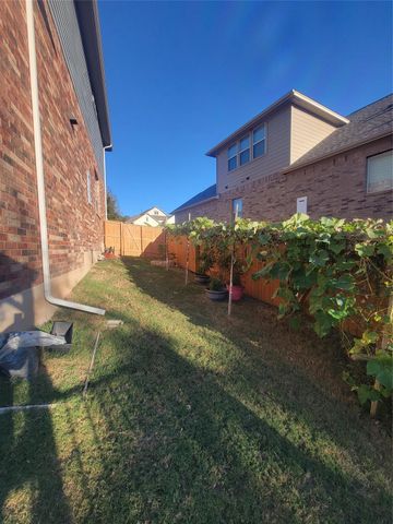 340 Cross Timbers DR, Georgetown, TX 78628