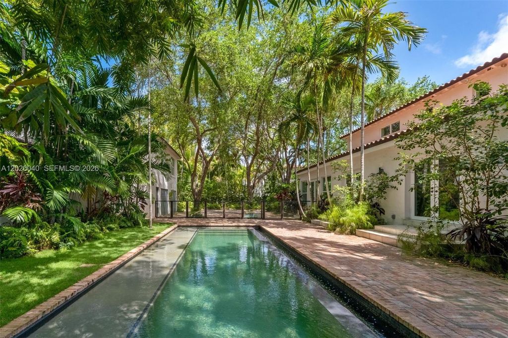 5812 Alton Road, Miami Beach, FL 33140