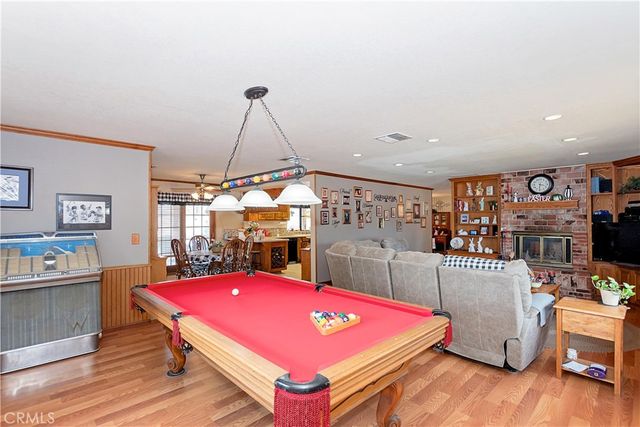 2212 W Avenue O8, Palmdale, CA 93551