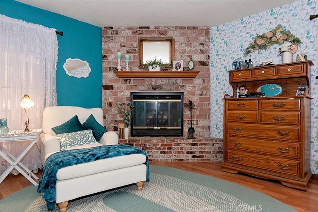 2212 W Avenue O8, Palmdale, CA 93551