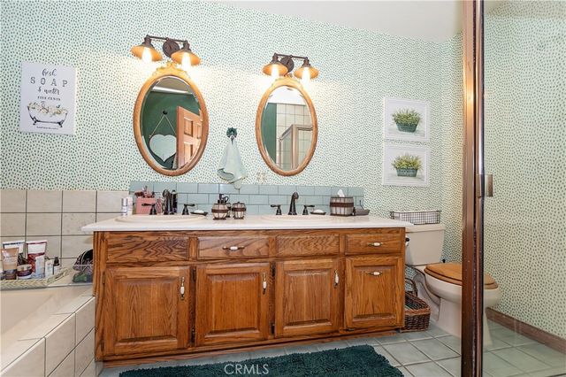 2212 W Avenue O8, Palmdale, CA 93551