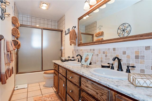 2212 W Avenue O8, Palmdale, CA 93551