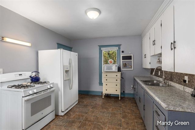 410 E Coffren Street, Greenville, MI 48838
