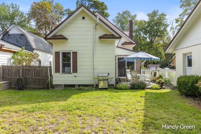 410 E Coffren Street, Greenville, MI 48838