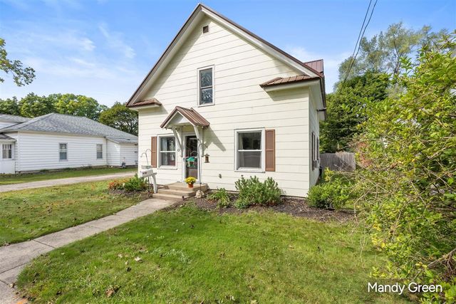 410 E Coffren Street, Greenville, MI 48838