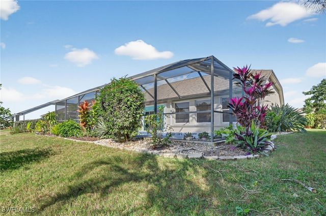 22818 Snaptail CT, Estero, FL 33928