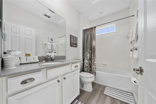 3002 BETHPAGE LOOP, Mount Dora, FL 32757