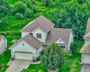 10685 Brookview Road, Woodbury, MN 55129