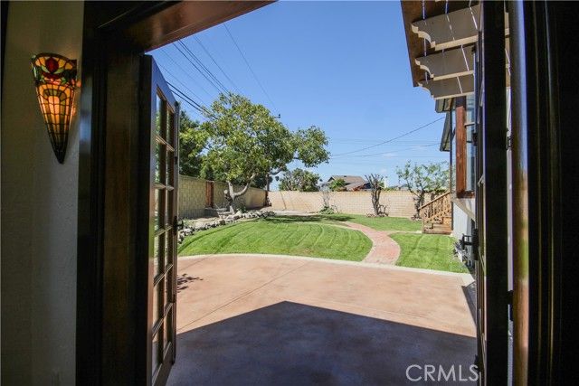 8679 El Costa Circle, Fountain Valley, CA 92708