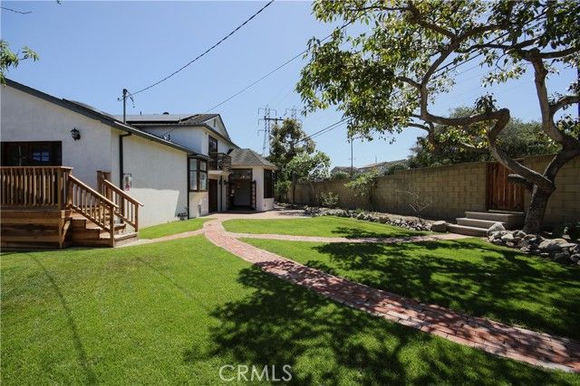 8679 El Costa Circle, Fountain Valley, CA 92708