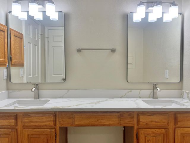 1311 Antoine Drive 233, Houston, TX 77055