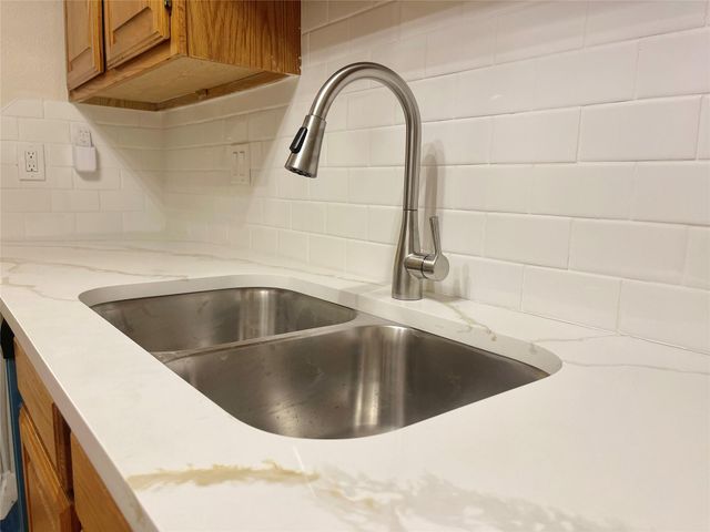 1311 Antoine Drive 233, Houston, TX 77055