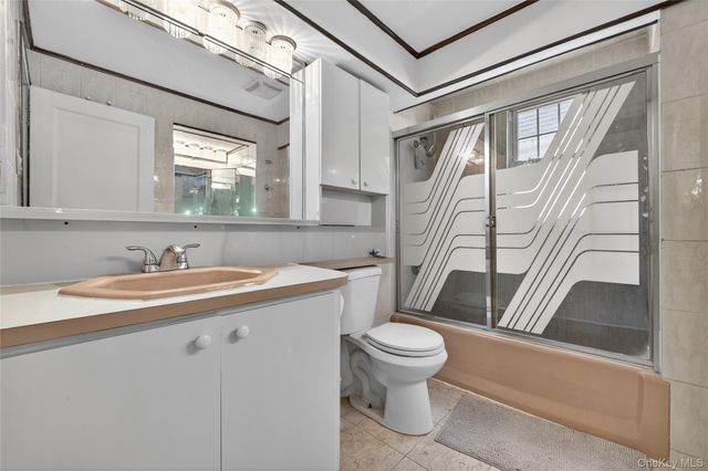 8931 85th Street, Woodhaven, NY 11421