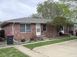 409 S South Street, Brookston, IN 47923