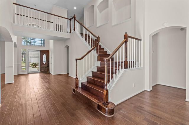 2405 Evergreen Drive, Pearland, TX 77581