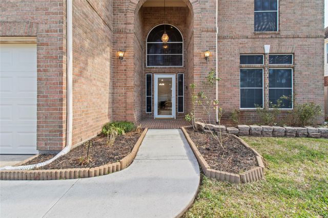 2405 Evergreen Drive, Pearland, TX 77581