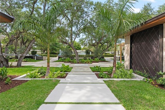 7840 SW 98th St, Miami, FL 33156