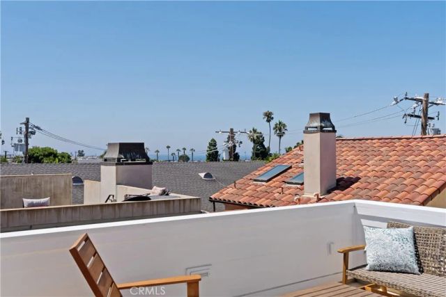 705 Goldenrod Avenue, Corona Del Mar, CA 92625