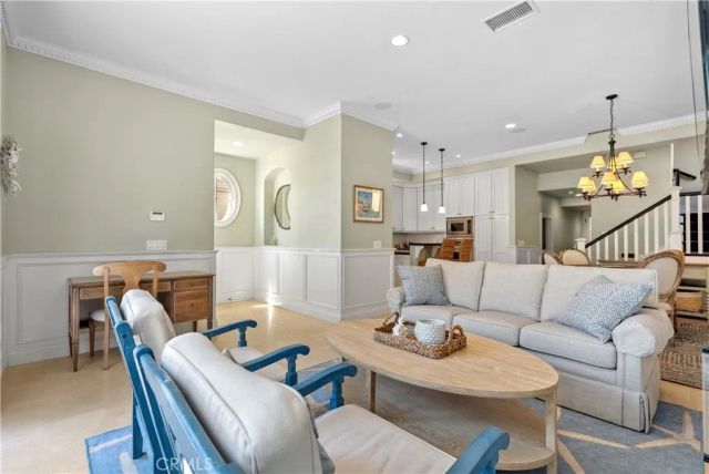 705 Goldenrod Avenue, Corona Del Mar, CA 92625