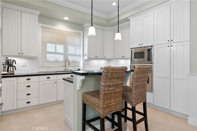 705 Goldenrod Avenue, Corona Del Mar, CA 92625