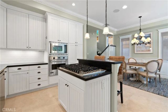 705 Goldenrod Avenue, Corona Del Mar, CA 92625