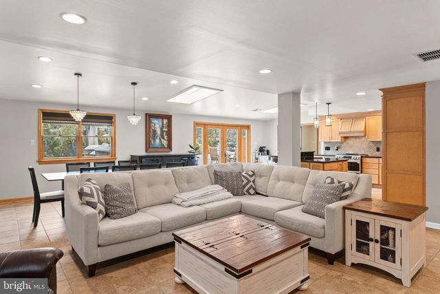 903 GERMANTOWN PIKE, Plymouth Meeting, PA 19462