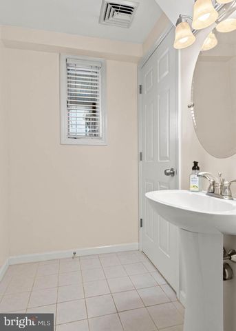 903 GERMANTOWN PIKE, Plymouth Meeting, PA 19462