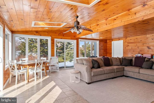 903 GERMANTOWN PIKE, Plymouth Meeting, PA 19462