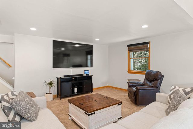 903 GERMANTOWN PIKE, Plymouth Meeting, PA 19462