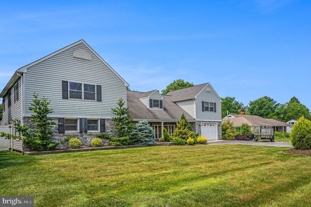 903 GERMANTOWN PIKE, Plymouth Meeting, PA 19462