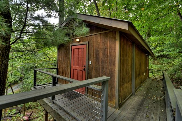 163 Chestnut Ridge Trail, Blue Ridge, GA 30513