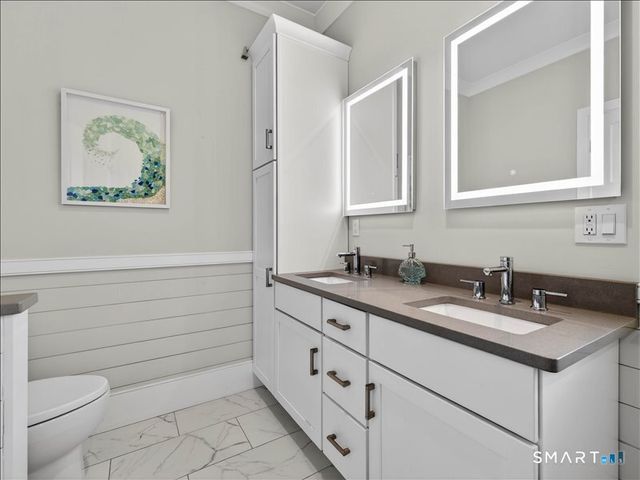 27 Jerome Road, New London, CT 06320